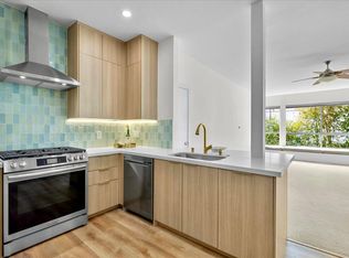 2221 Ocean Ave APT 202, Santa Monica, CA 90405