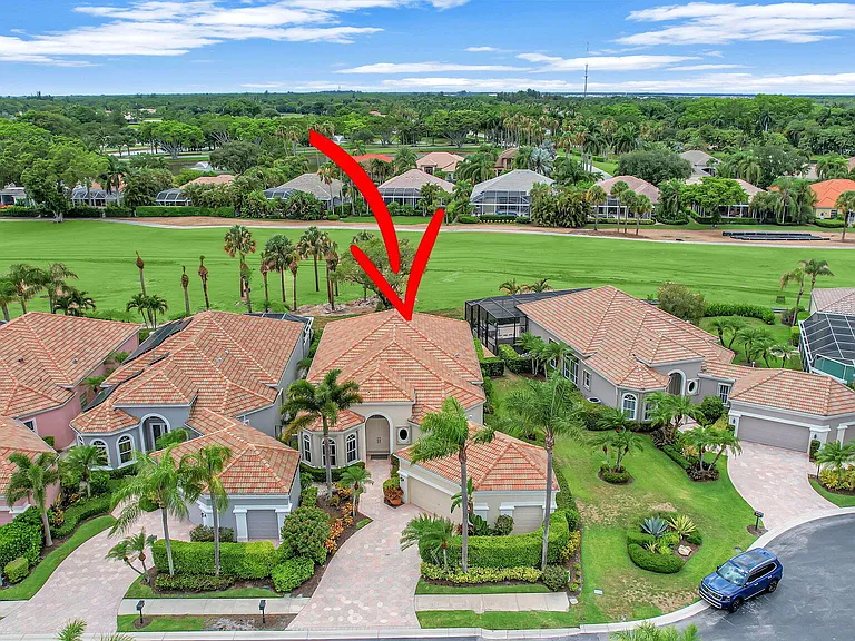 8671 Falcon Green Dr — Photo 3