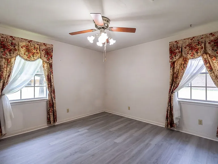 5628 Cross Timbers Dr — Photo 9