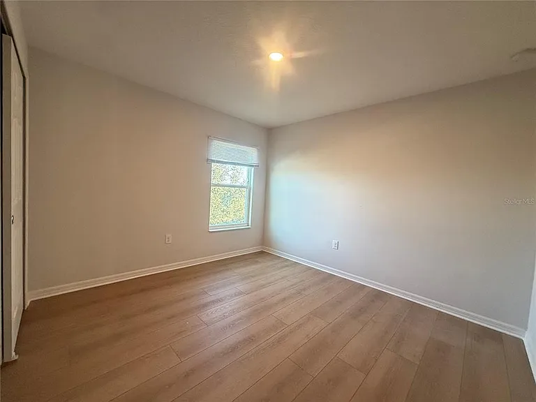 423 Kestrel Dr — Photo 13