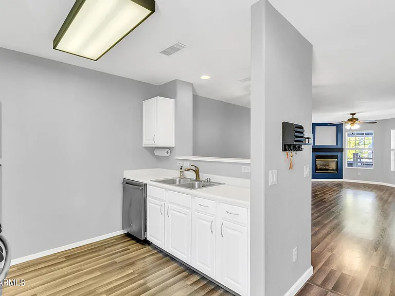 1505 N Center St #215 — Photo 6