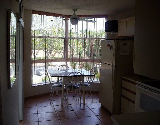 3rd image of 5910 Morningstar Cir APT 302