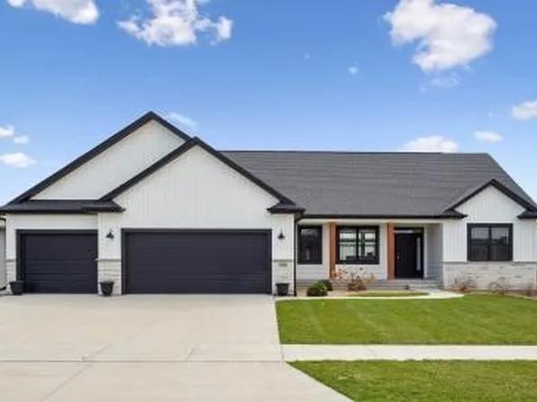 509 Heartland St, Fairfax, IA 52228