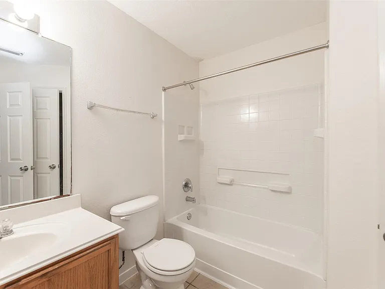 16522 Grenada Falls Dr — Photo 22