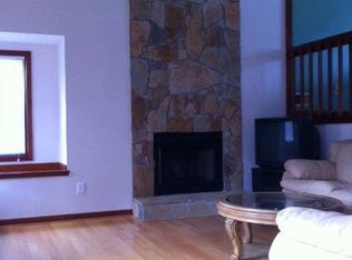 441 Canterbury Ln, Lawrenceville, GA 30046