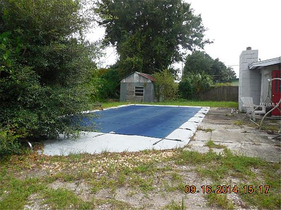 3rd image of 424 Poinciana Cir