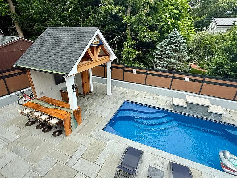 14 Bernard Cir — Photo 25