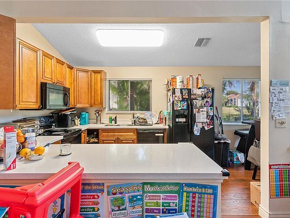 2nd image of 7378 Pinewalk Drive #38-8