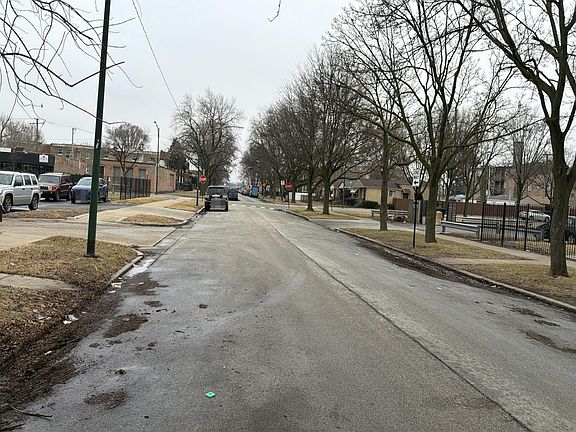 5th image of 7439 S Wentworth Ave