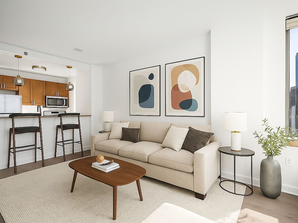 1st image of 35 W 33rd St APT 17D
