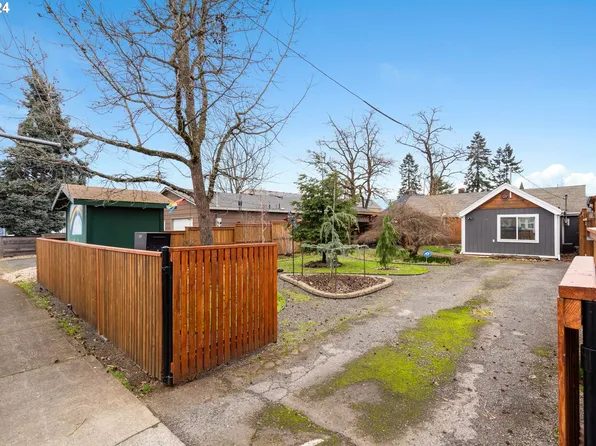 6020 SE 85th Ave, Portland, OR 97266