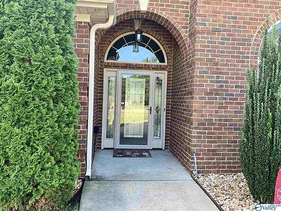 3rd image of 173 Wes Ashley Dr