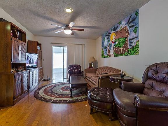 3rd image of 7408 Clearview Dr
