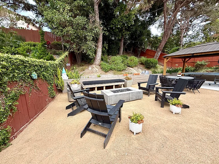 1438 Turquoise Dr — Photo 29