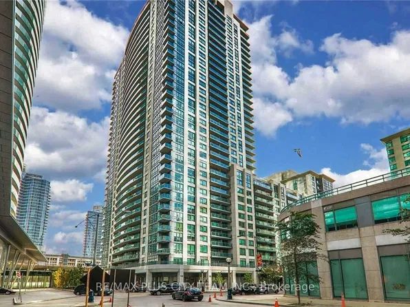 19 Grand Trunk Cres #2907, Toronto, ON M5J 3A3