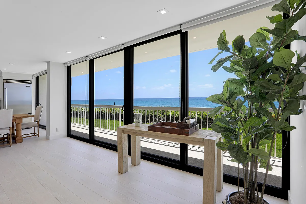 Building Photo - 3300 S Ocean Blvd #202