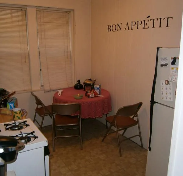 2002 Commonwealth Ave #17 — Photo 4