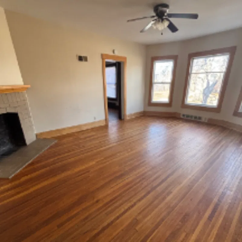 3 bed, 1.0 bath, $1,299 — Photo 2