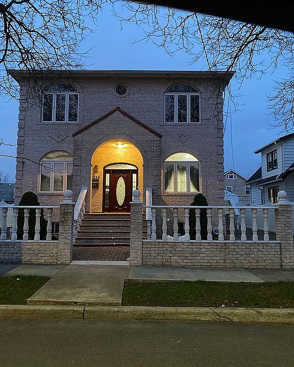 2nd image of 8235 262nd St