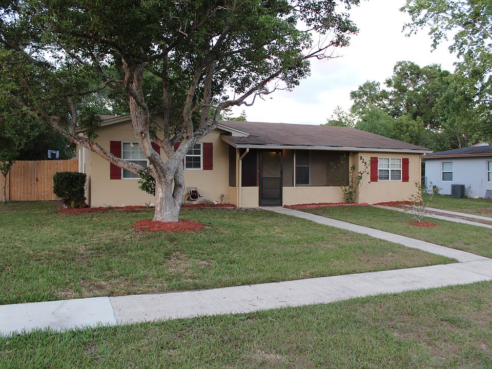1st image of 925 Saxon Blvd