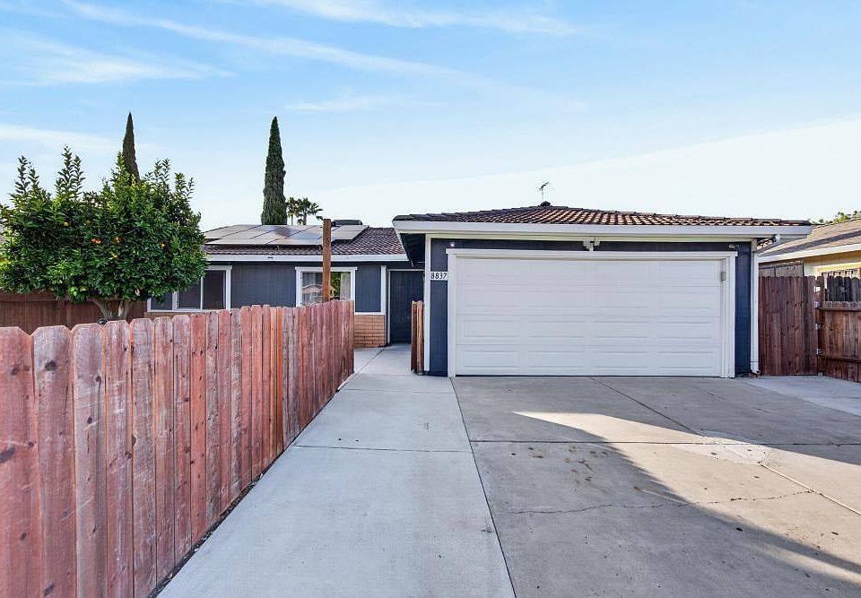 1st image of 8837 Aylesford Ln