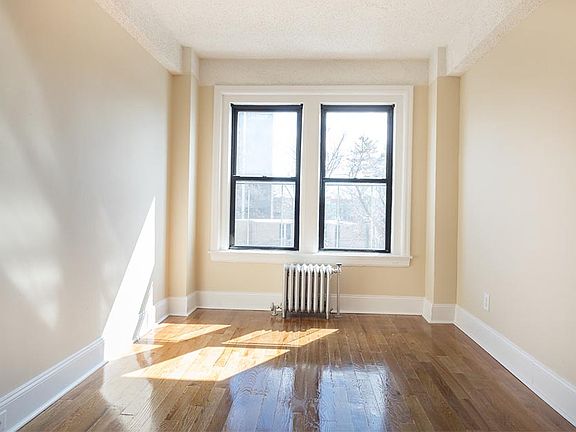 3rd image of 120 S Harrison St APT 23