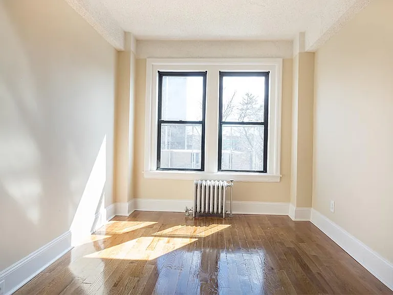 120 South Harrison — Photo 2