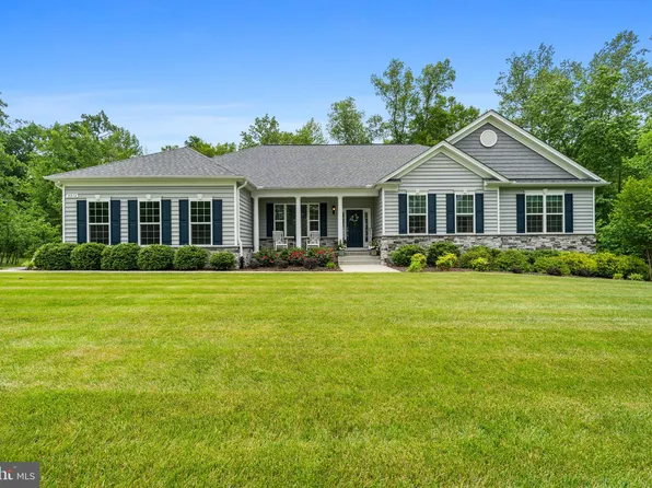 8014 Floyds Quarter Ct, La Plata, MD 20646