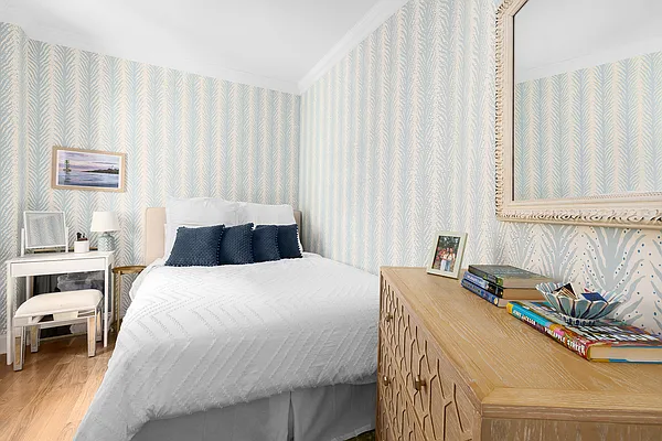 Rented by Compass | media 12