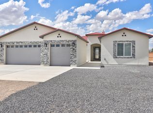 505 12th Ave SE, Rio Rancho, NM 87124