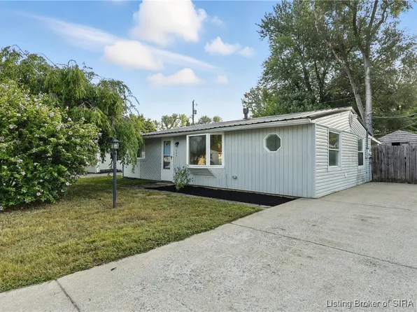 302 Emily Avenue, Clarksville, IN 47129