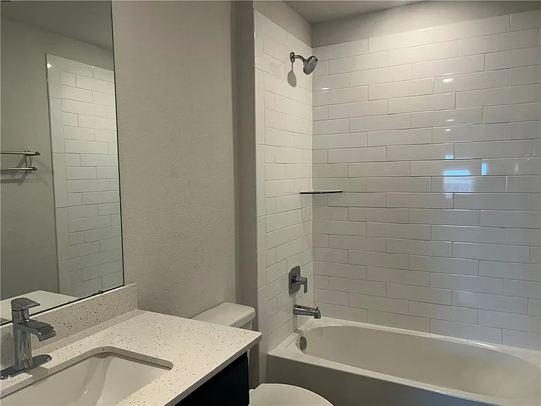 1218 Amistad Loop — Photo 15
