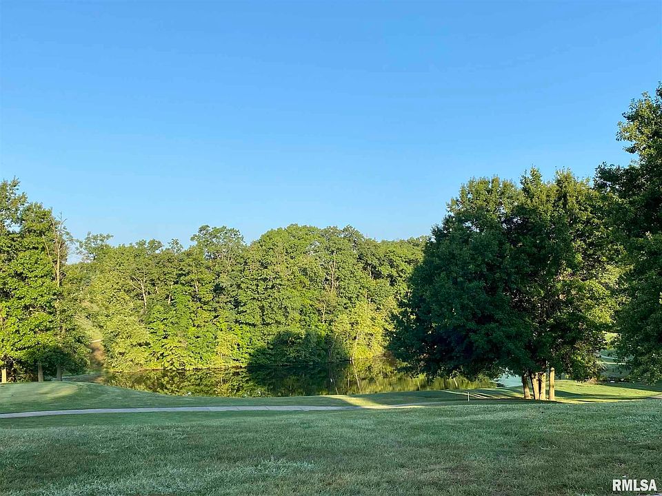 2nd image of 2 Redbud Dr