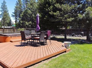 60701 Country Club Dr, Bend, OR 97702