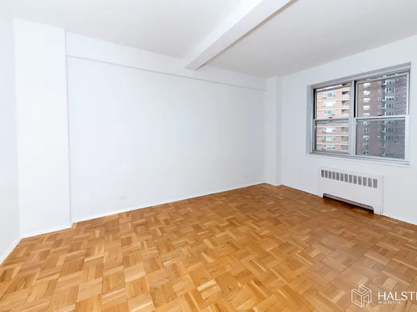 550 Grand Street image 1 of 9