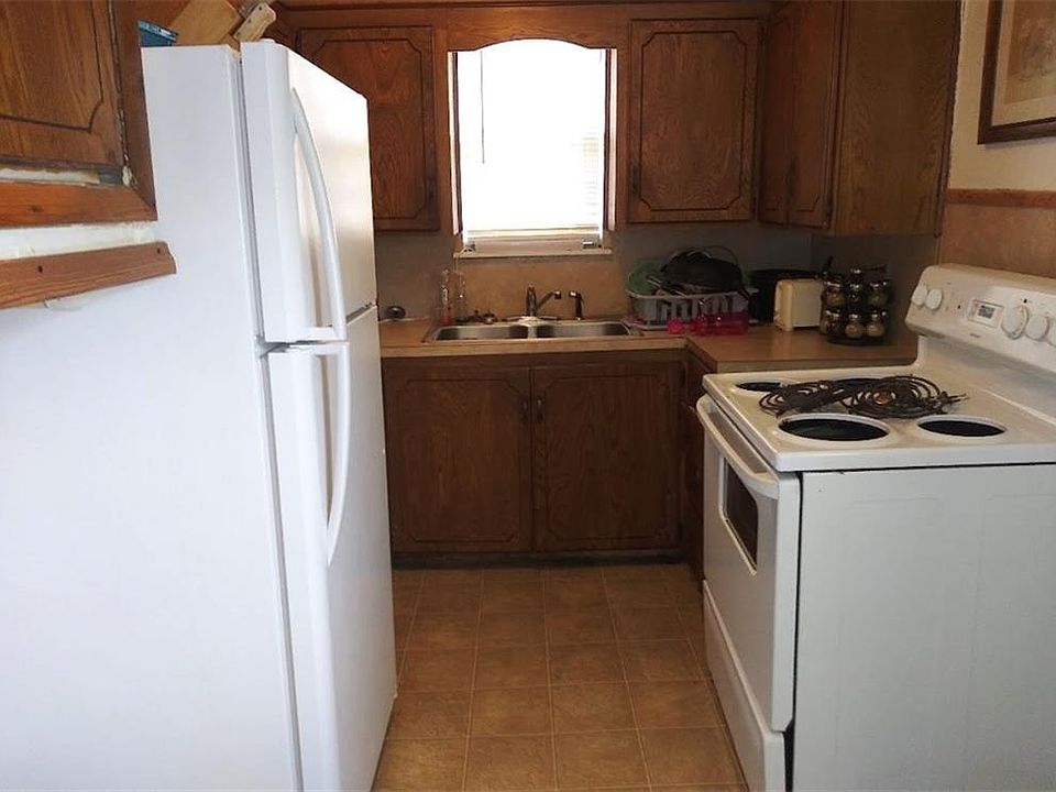 2nd image of 2602 SW 14th St