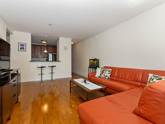 4th image of 450 E Waterside Dr #1505