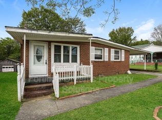 1208 Westmoreland Dr, Burlington, NC 27217