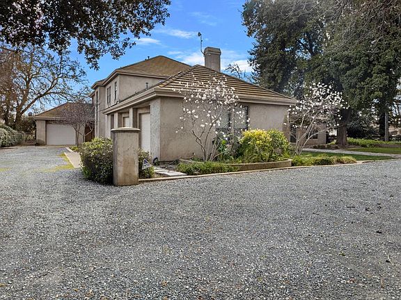 4th image of 5724 Parker Rd