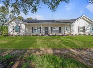 3821 Pine Rd, Poolville, TX 76487