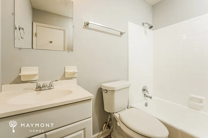 109 Terry Ave — Photo 13
