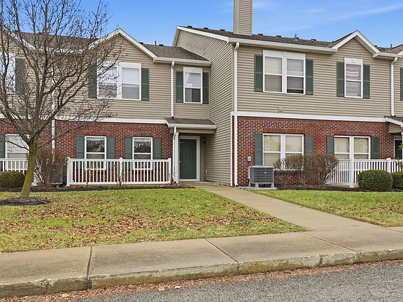 2nd image of 12145 Bubbling Brook Dr Unit 400