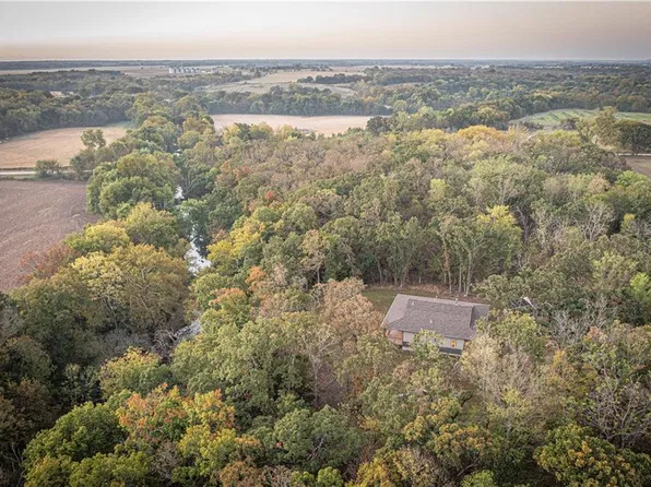 18756 700th Rd, Neodesha, KS 66757