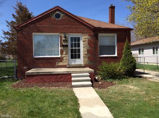 22111 Shakespeare Ave, Eastpointe, MI 48021