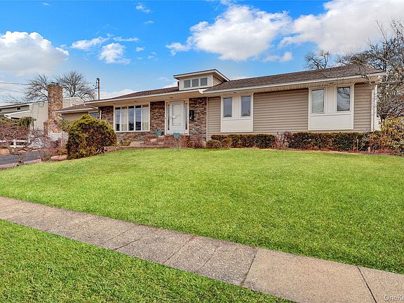 4th image of 91 Laurel Drive