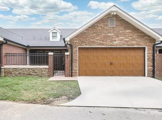 92 S Maple Ave, Cookeville, TN 38501