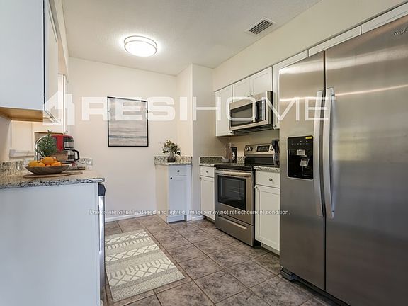 2nd image of 1621 14th St E