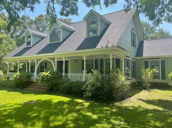 2765 Parker Rd, Boston, GA 31626