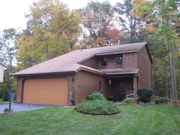 2nd image of 19 Longwood Dr