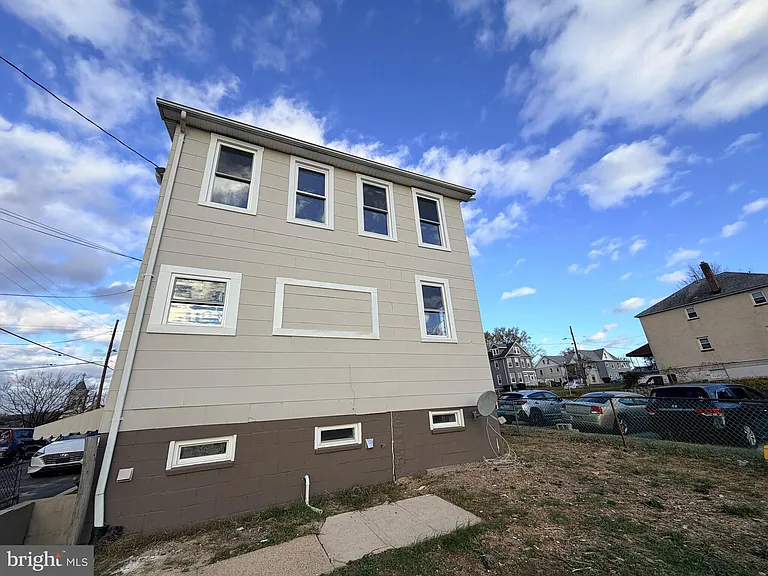 3 E Overlea Ave #3 — Photo 30
